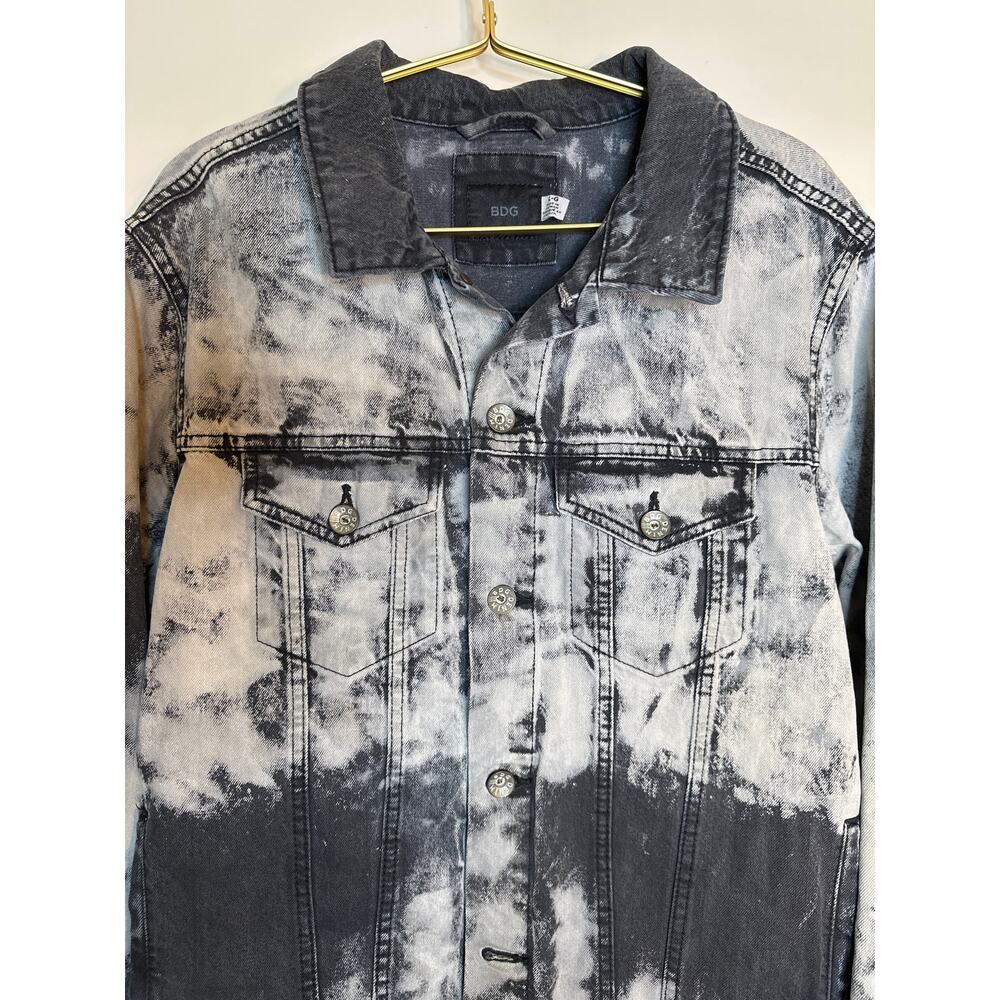 BDG Urban Outfitters Bleach Washed Jean Jacket Mens L Black - Picture 3 of 9